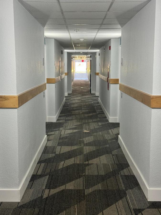 Studio 6 Suites East Syracuse Airport エクステリア 写真