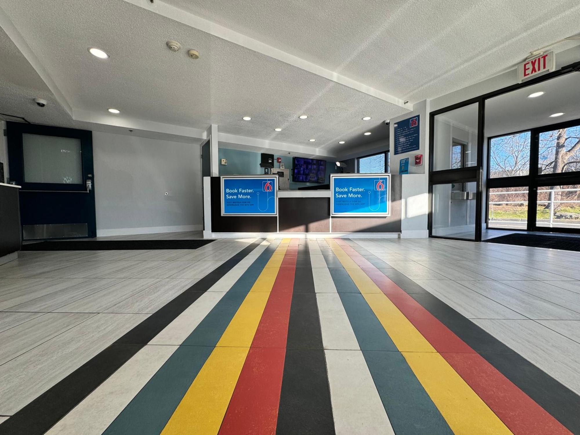Studio 6 Suites East Syracuse Airport エクステリア 写真