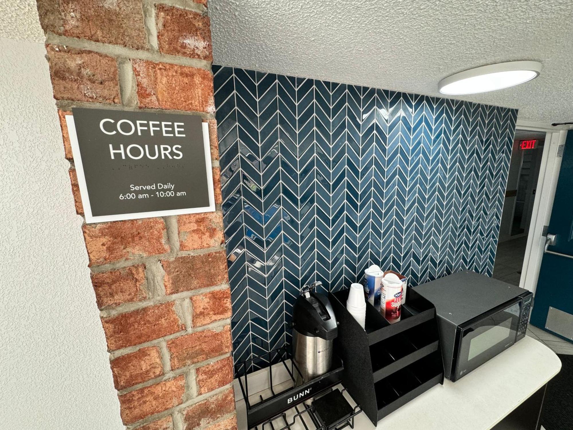 Studio 6 Suites East Syracuse Airport エクステリア 写真